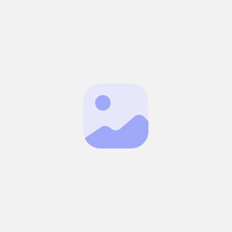 هستی احمدی