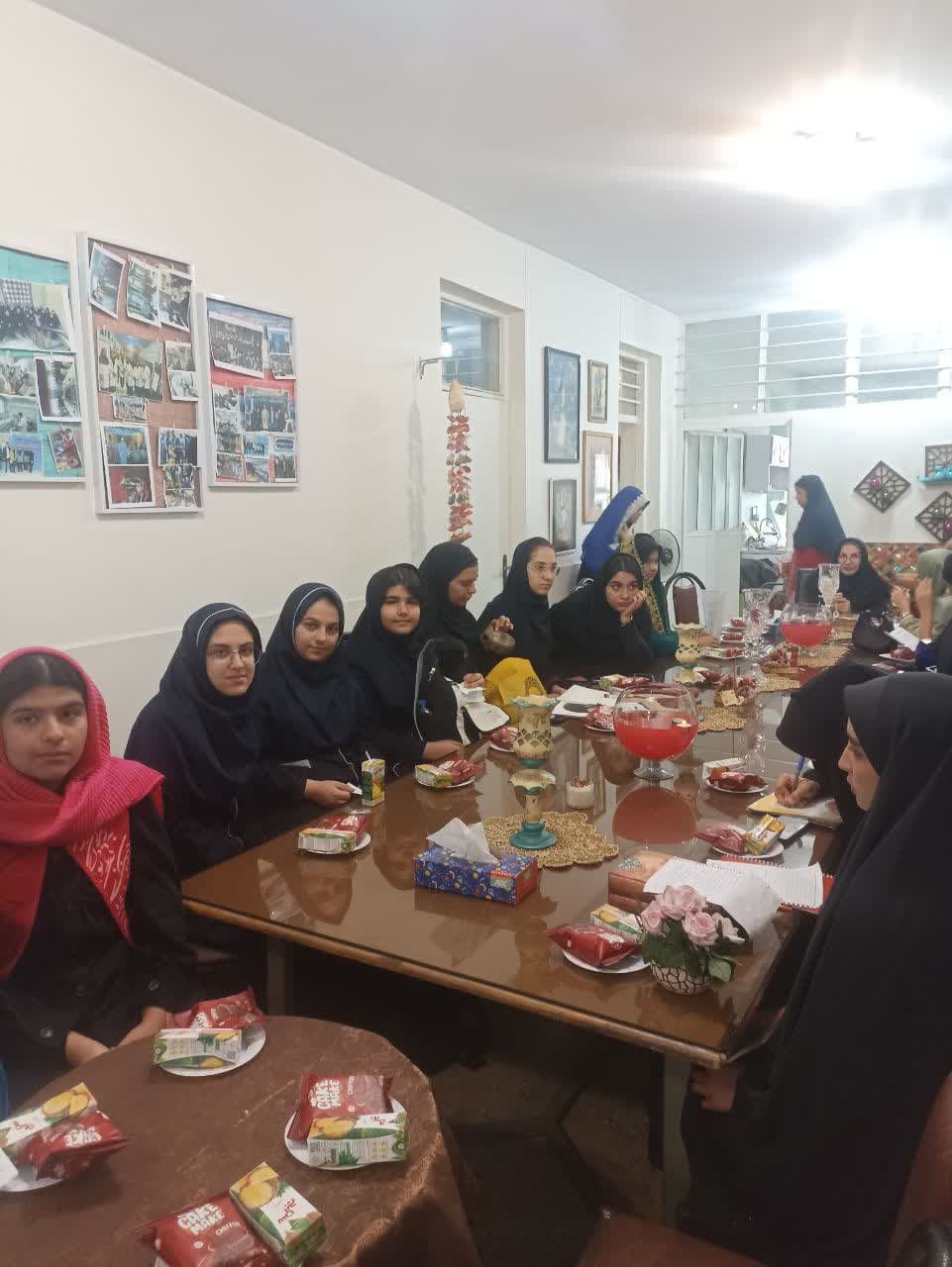 دبیرستان دوره اول دخترانه ستایش نو