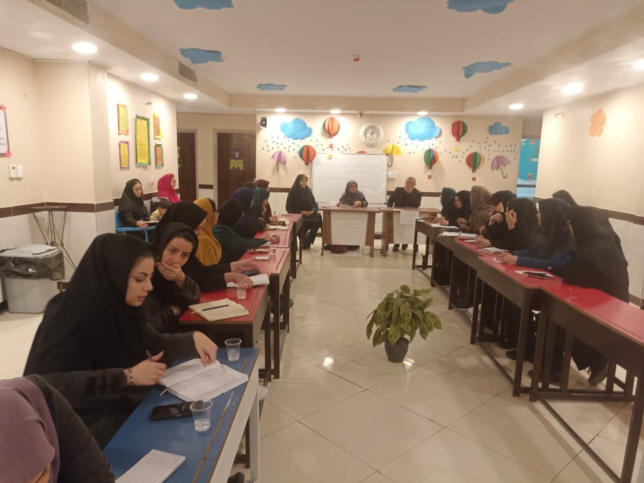 دبیرستان دوره اول دخترانه ستایش نو